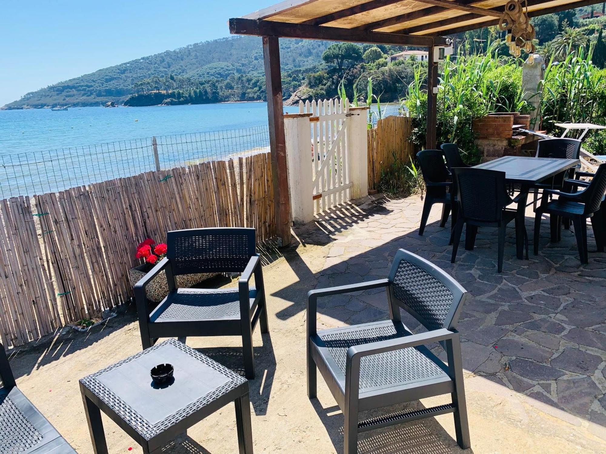 Casina Mare Sulla Spiaggia Capoliveri  Εξωτερικό φωτογραφία
